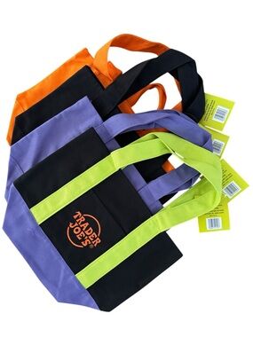 Trader Joe's Halloween Mini Canvas Tote Bags Set of 4 Trick-or-Treat
